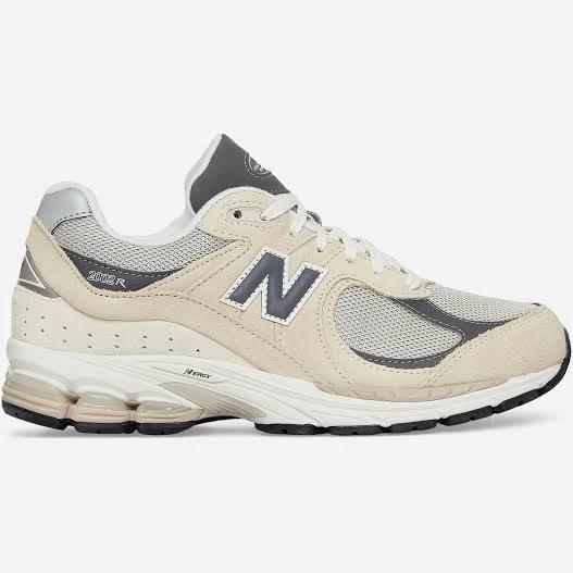 New Balance – M2002RFA Sandstone - Size EU 42