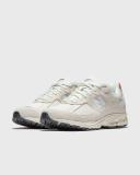 New Balance 2002R - White