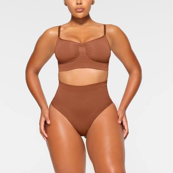 Seamless Sculpt Bralette | Bronze