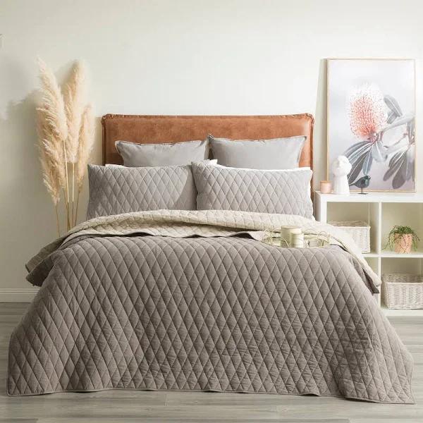 Renee Taylor Diamante Vintage Stone Washed Cotton Reversible Quilted Coverlet Set - Charcoal Queen/King