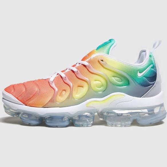 Nike Air VaporMax Plus 13