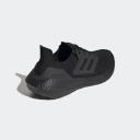 Adidas Ultraboost 22 'Triple Black' Sneakers | Women's Size 7.5