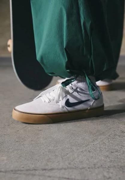 Nike SB Chron 2 Skate Shoes, white, 7.0