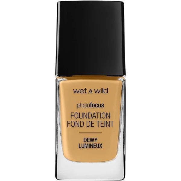 Wet N Wild Photo Focus Dewy Foundation Desert Beige