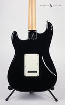 Fender Player Stratocaster (Maple Fingerboard, Black)