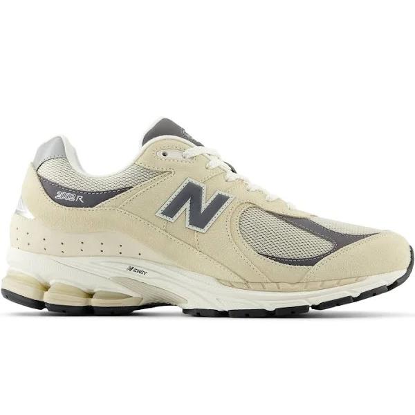 New Balance Unisex 2002R Sandstone/Magnet/Linen - Size 14