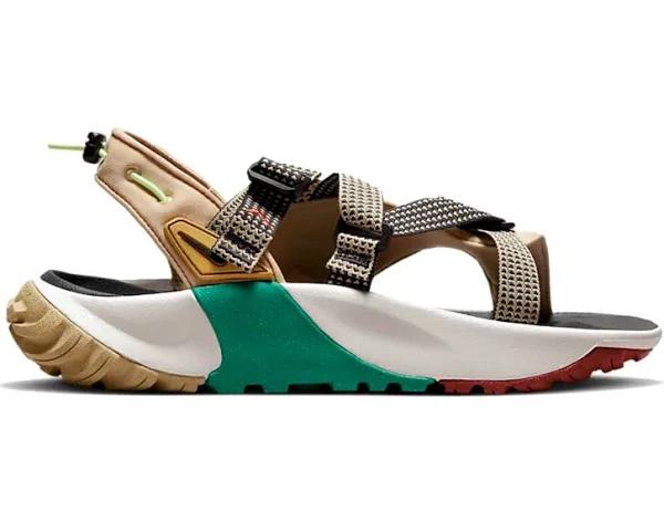 Nike Oneonta Next Sandals in Rattan multi-Neutral