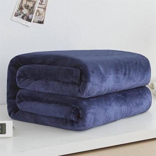 Super Soft Fleece Blanket 220gsm Light Weight Throw Bedspread