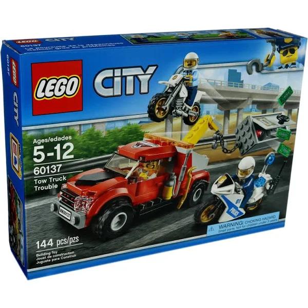 LEGO City Police Tow Truck Trouble (60137)