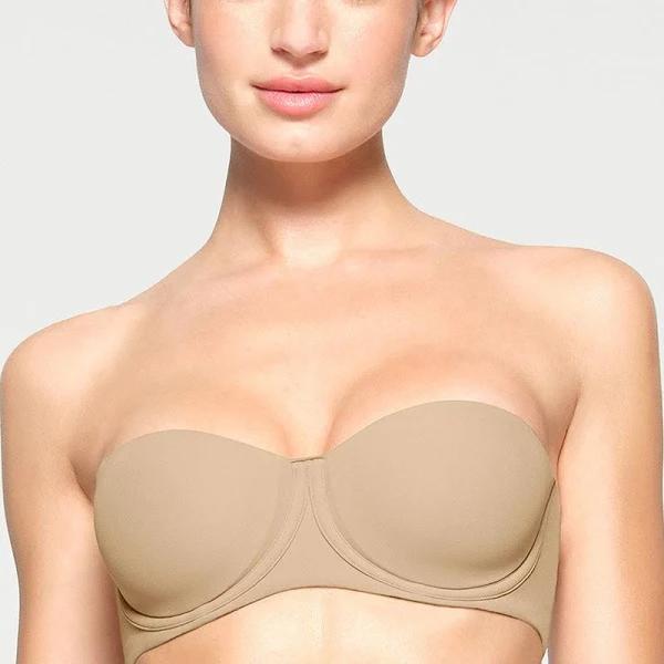 SKIMS Strapless Bra | Mica | Light Neutral | Fits Everybody | 40D | Women's