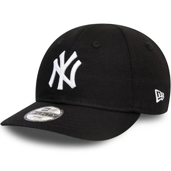 New Era New York Yankees League Essential Black 9Forty Infant Cap - Infant