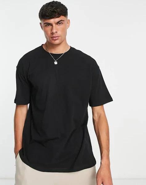 New Look Oversized T-Shirt in Black