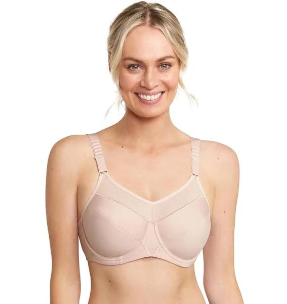 Triaction Ultra Sports Bra in Pink - 10D - Triumph