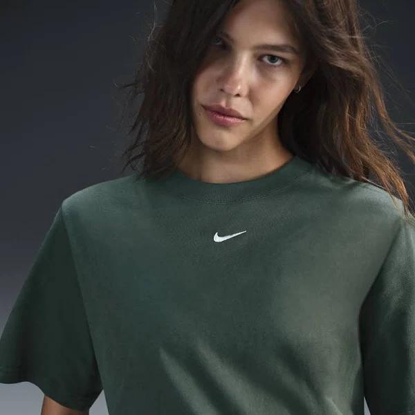 Nike Trend Boyfriend T-Shirt - Green - XS