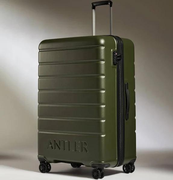 Antler Logo 4 Wheel Expandable Hardcase Spinner 81cm in Pine Green