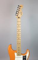 Fender Player Stratocaster (Maple Fingerboard, Capri Orange)