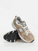 New Balance 530 Beige Trainers