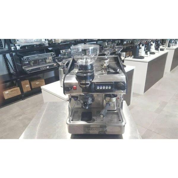 One Group 10 Amp Commercial Coffee Machine With Built in Grinder