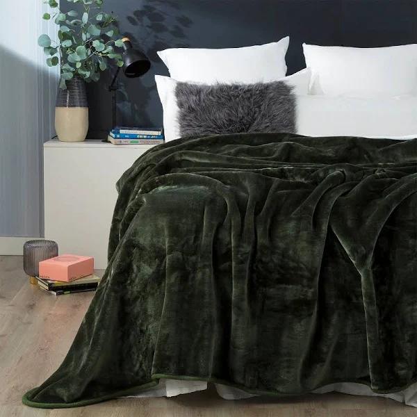 Heavy Weight Mink Blanket Jade by Renee-Taylor