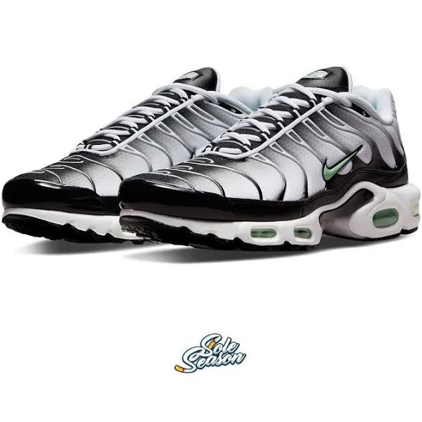 Nike Air Max Plus Men's Shoes - White