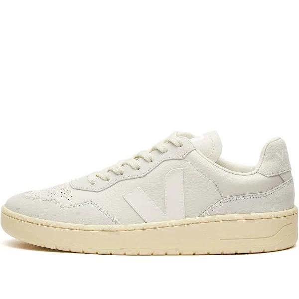 Veja V-90 (White)