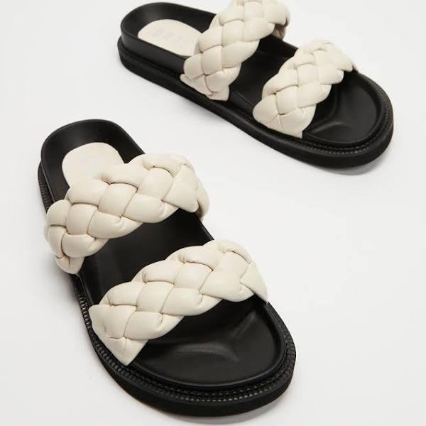 Dazie - Women's White Flat Sandals - Jerri Sandals - Size 7 at The Iconic