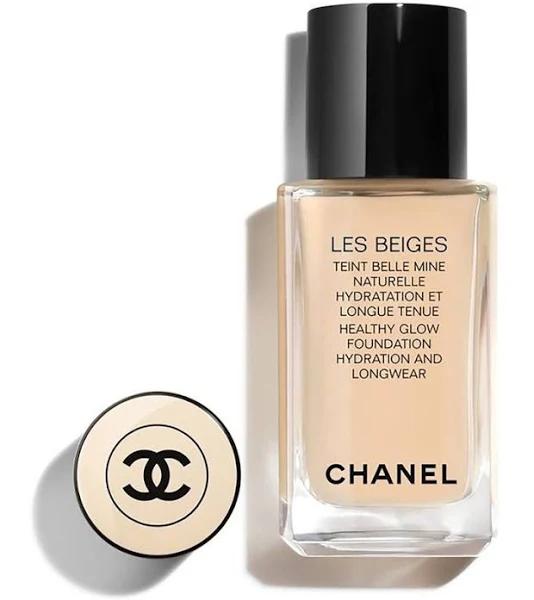 Chanel Les Beiges Foundation Healthy Glow Foundation Hydration and Longwear