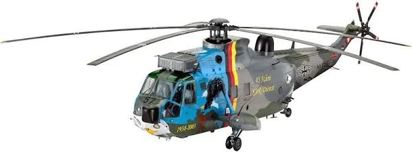 Revell 1/72 Search & Rescue/ Lifeboat Berlin + Westland Sea King Mk.41 Gift Set