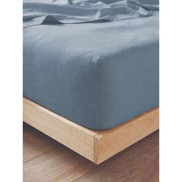 Linen House Nimes Linen Fitted Sheet 50cm | King | Nightfall Blue