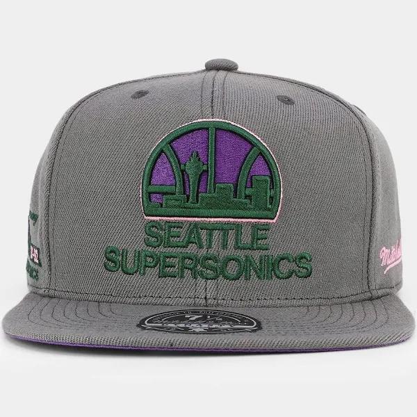 Mitchell & Ness - NBA Grey Fitted Cap - Seattle Supersonics from Dusk Dark Grey Fitted @ Hatstore