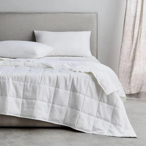 Sheridan Deluxe Supersoft All Seasons Quilt - White / King