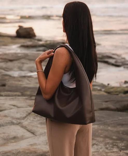 Louenhide Monaco Shoulder Bag - Chocolate