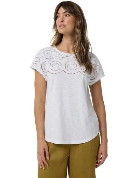 Yarra Trail Embroidered Tee in White XS