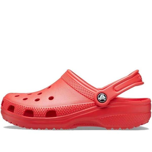 Crocs Classic Clog; Pepper, M12