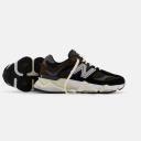 New Balance Unisex 9060 Brown/Black - Size 5