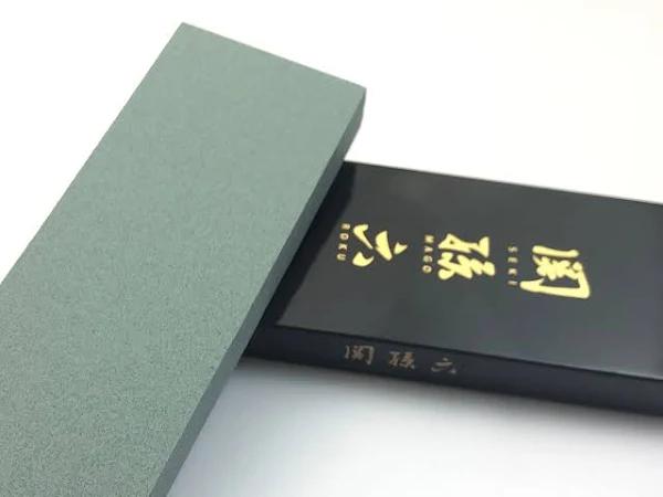 Kai-shun Kai Seki Magoroku 220-Grit Whetstone