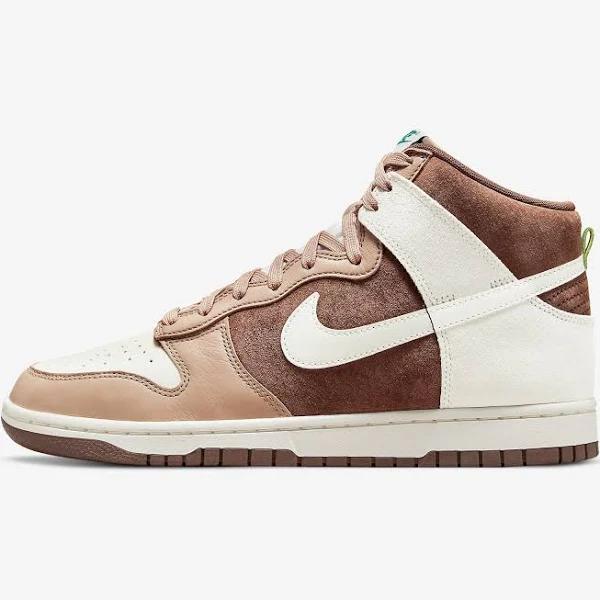 Nike Dunk High 'Light Chocolate'