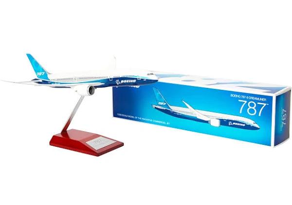 Boeing Unified 787-9 Dreamliner 1:200 Model