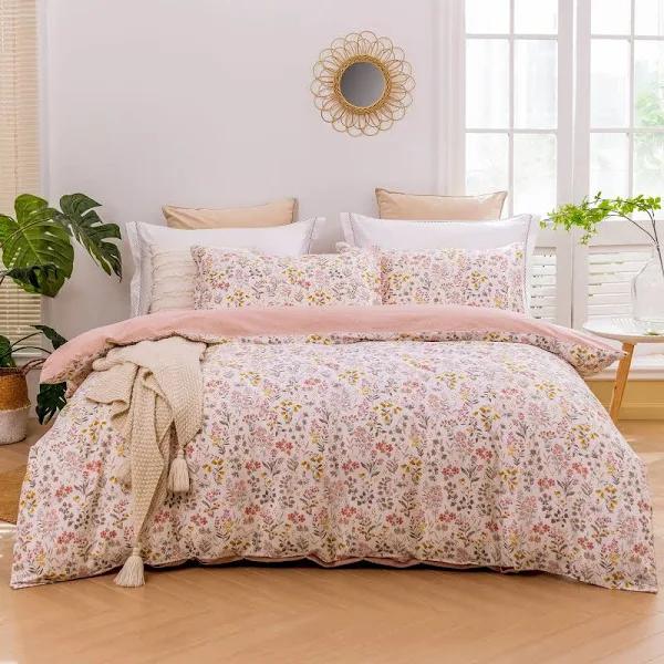 Dreamaker Cottage Flowers 100% Cotton Reversible Quilt Cover Set Pink Single Bed