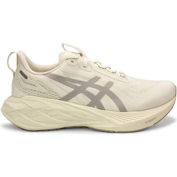 ASICS Novablast 4 Le Men Shoes - Beige - Size: 12 - Foot Locker