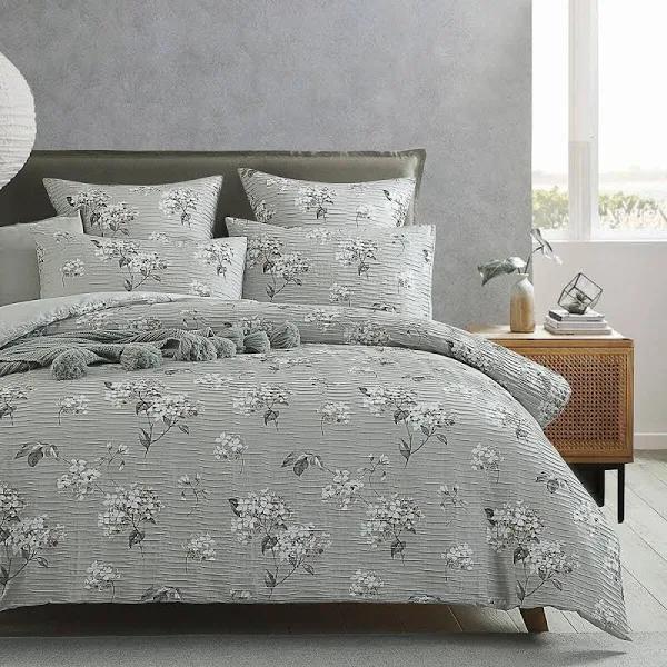 Zander Quilt Cover Set [Size: King Bed]