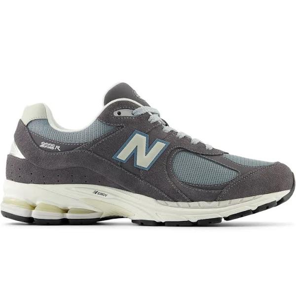 New Balance 2002R Magnet - Size 7 - Magnet