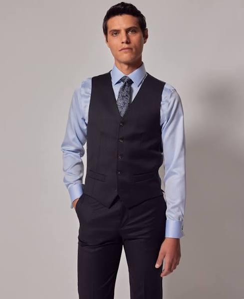 Hawes & Curtis Men's Tailored Fit Waistcoat in Charcoal