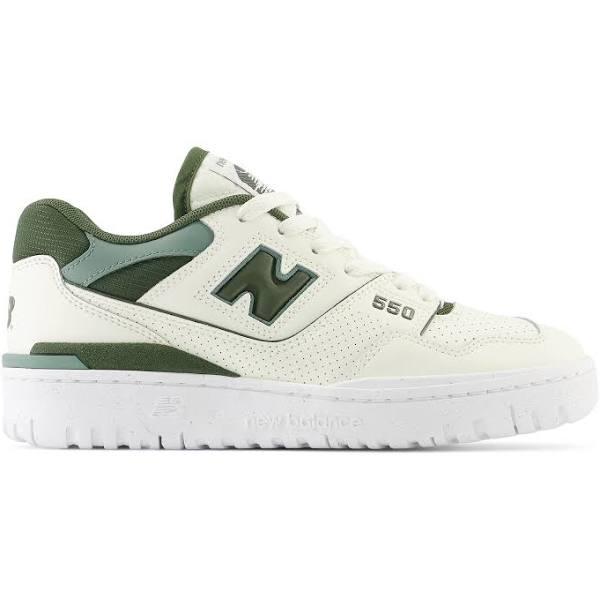 New Balance Women's 550 - Beige/Green (Size 6)