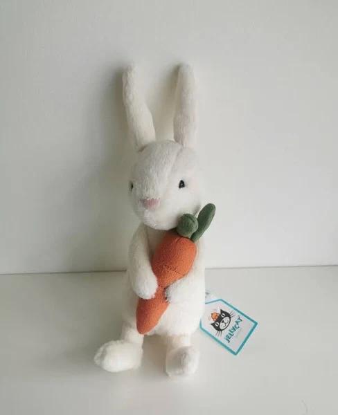 Jellycat - Bobbi Bunny With Carrot