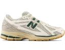 New Balance 1906R size? Exclusive Diamond District Pack Green