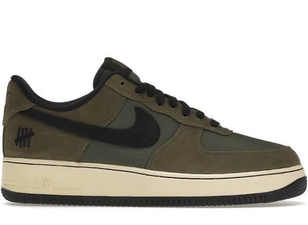 Nike Air Force 1 Low SP Undefeated Ballistic Dunk vs. AF1