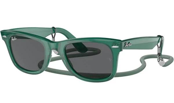 Ray-Ban Wayfarer Sunglasses