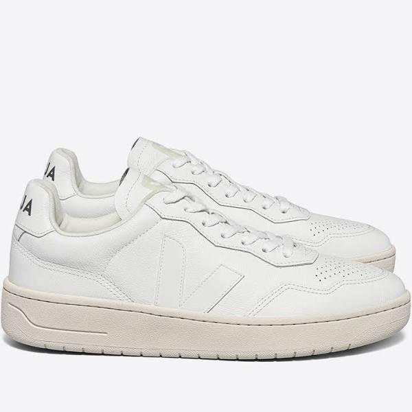 Veja V-90 Leather (White)