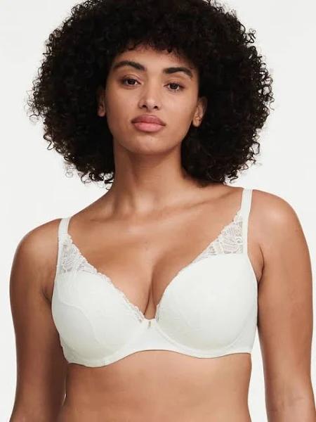 Chantelle - Orangerie Dream Lace Contour Plunge Bra Milk